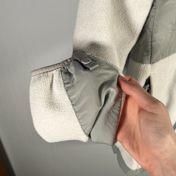 The North Face Denali Womens Jacket Size Medium White Gray Full Zip Fleece - Picture 9 of 15